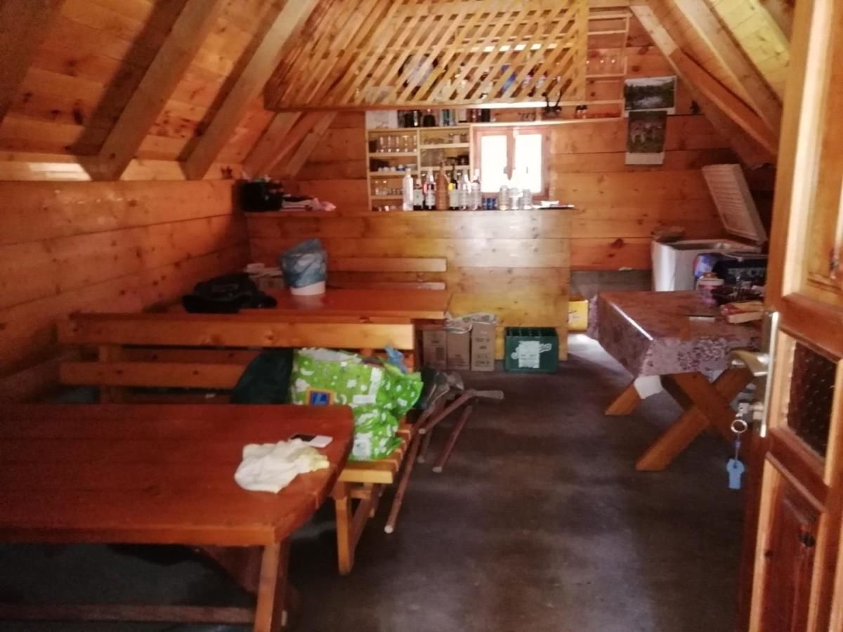 Лоджи Guesthouse Rovcanin Мойковац